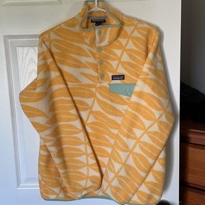 Women’s Synchilla Patagonia pullover fleece -STILL AVAILABLE